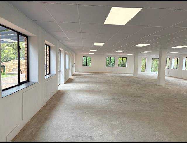 400M² OFFICE TO LET IN VORNA VALLEY